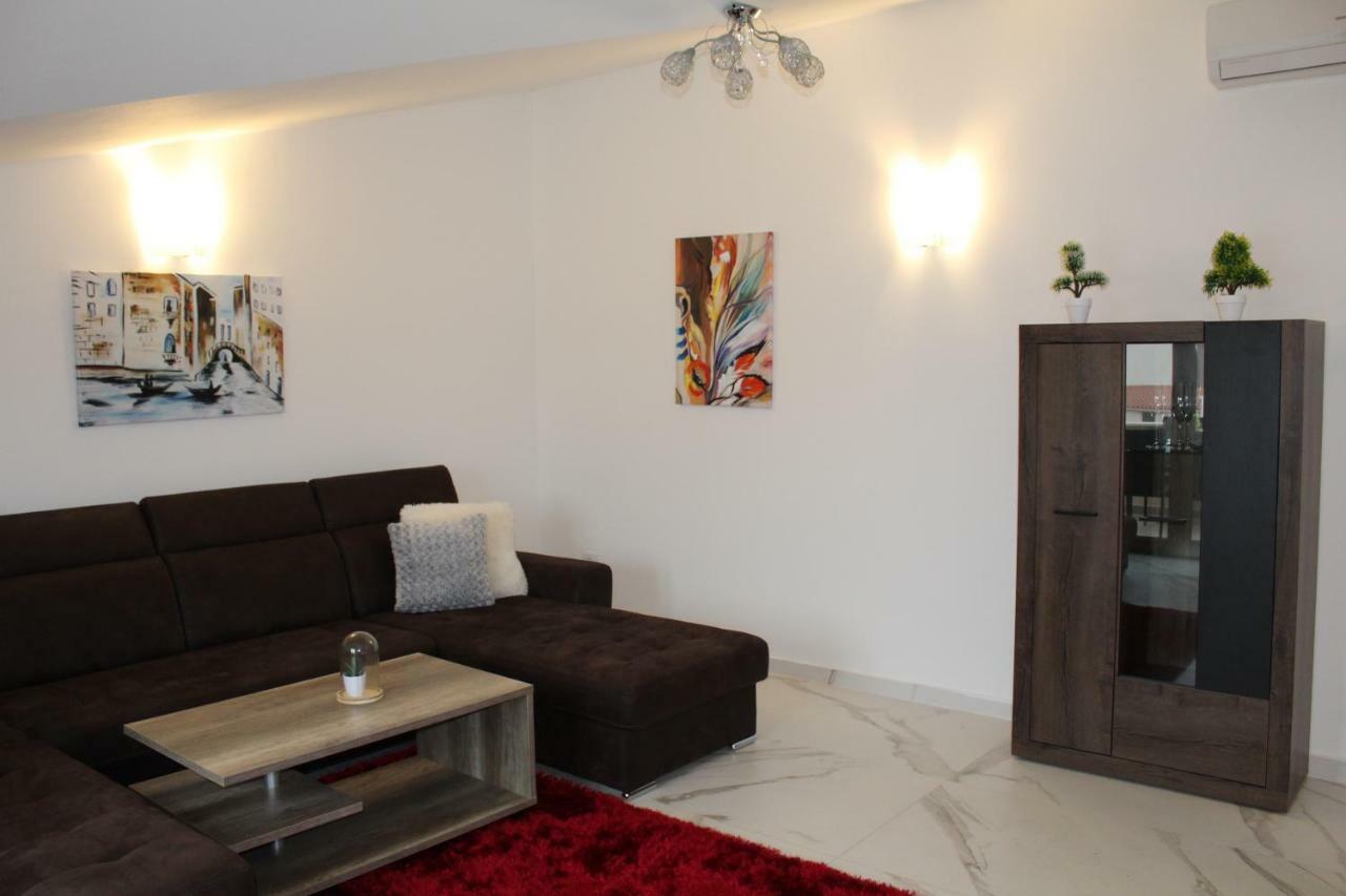 Casa Rados Fazana Apartment ภายนอก รูปภาพ