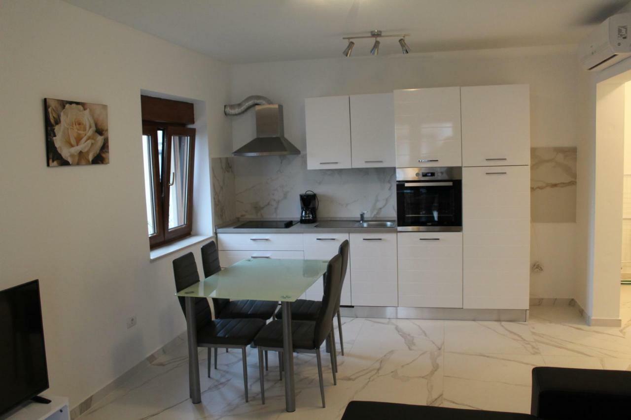 Casa Rados Fazana Apartment ภายนอก รูปภาพ